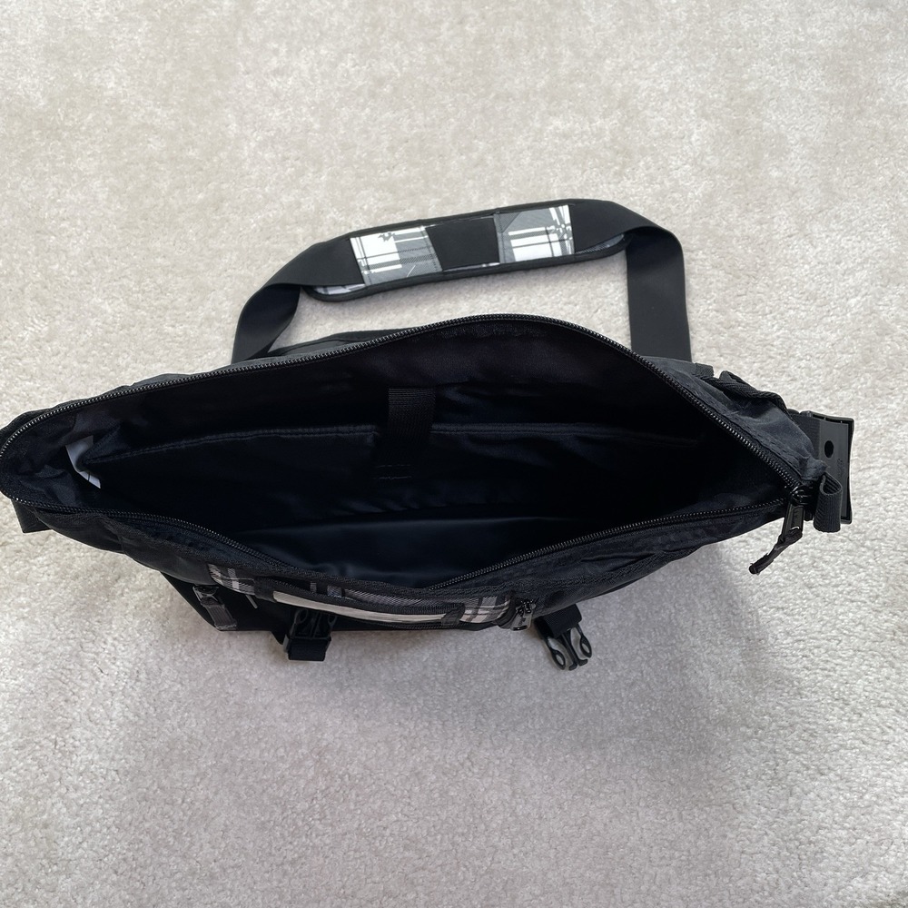 L.L. BEAN Messenger Bag Shoulder Medium Strap Push Lock Logo Black Print - Picture 4 of 10